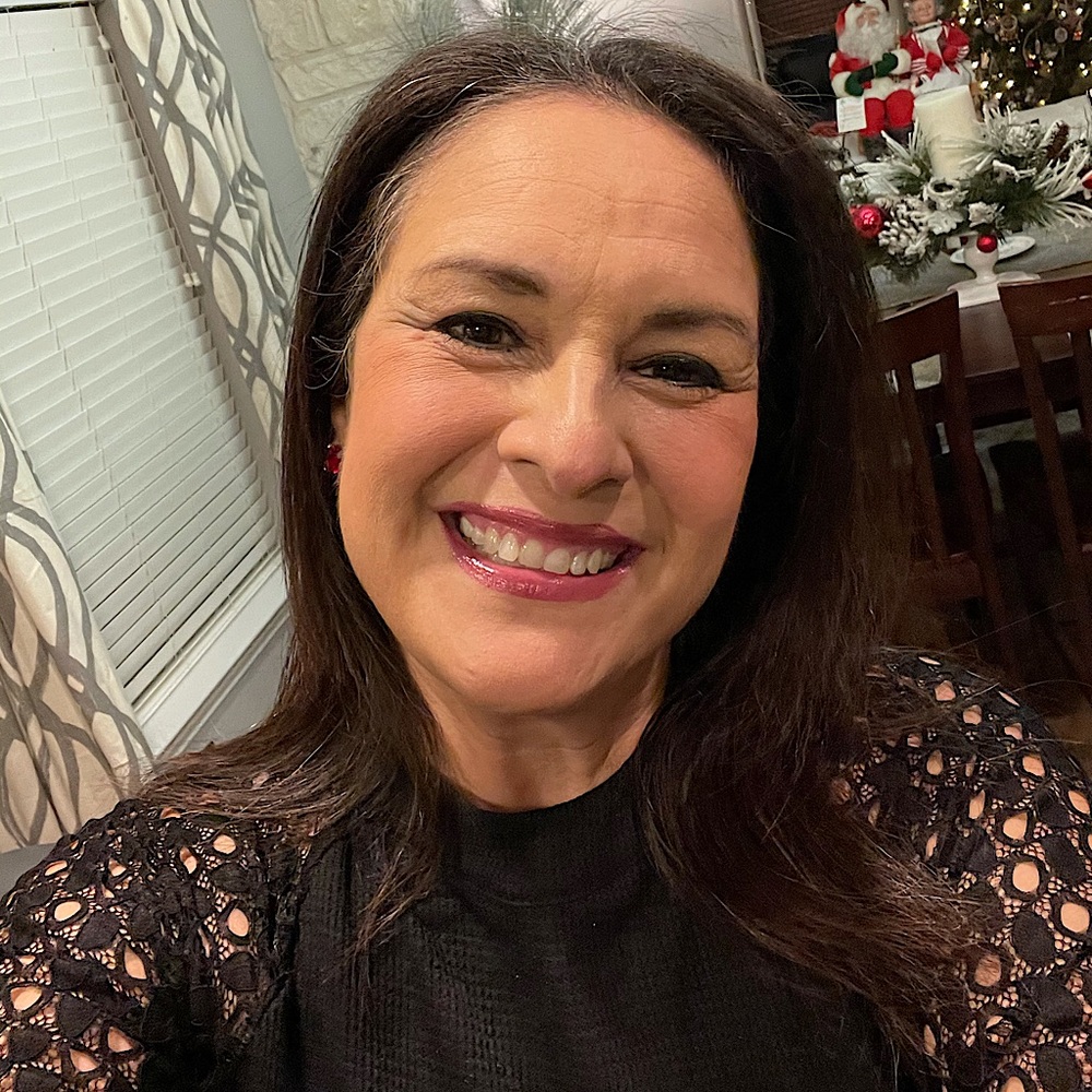 Meet your Posher, Yvonne